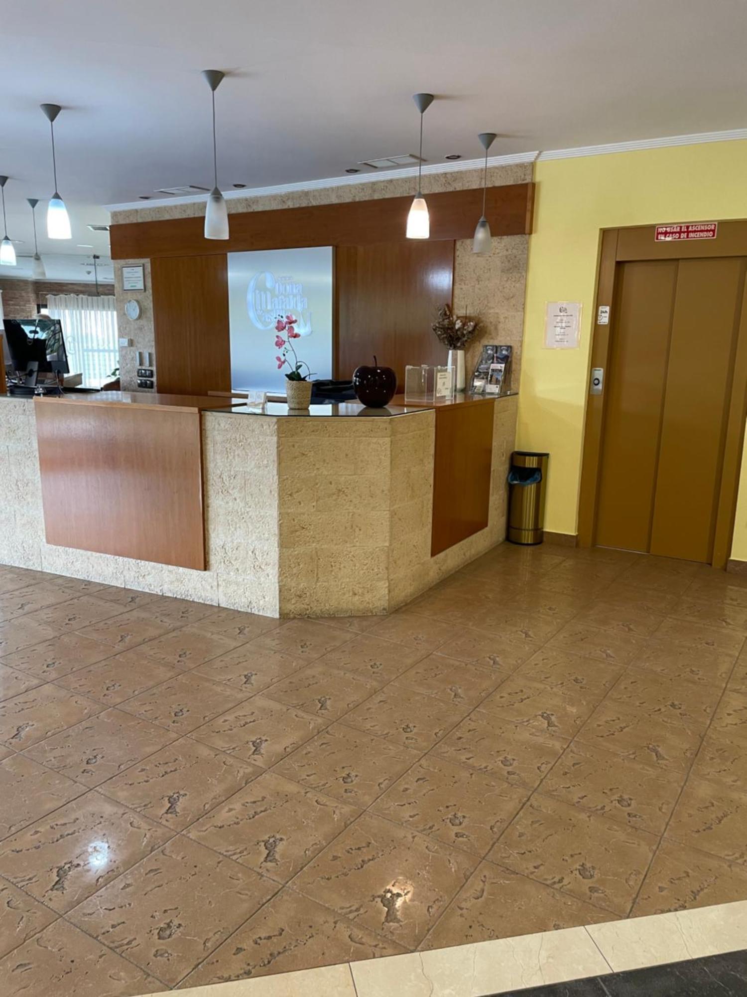 Hospedium Hotel Dona Mafalda De Castilla Plasence Extérieur photo